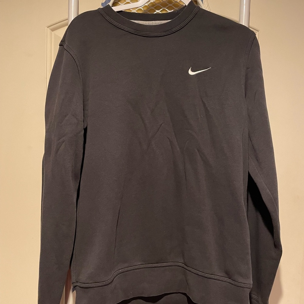 Black Nike Crewneck